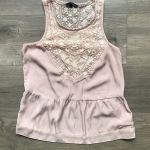 🌸American Eagle Boho Pink Lace Top